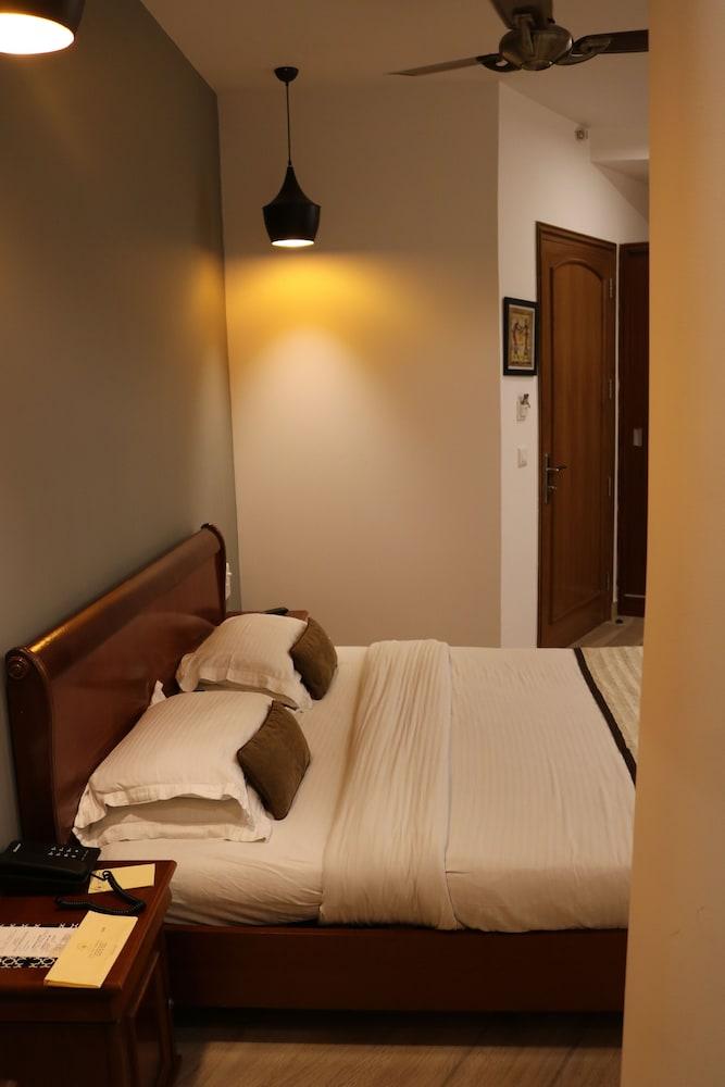 The Park Residency Hotel